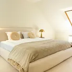 St. George Hotel